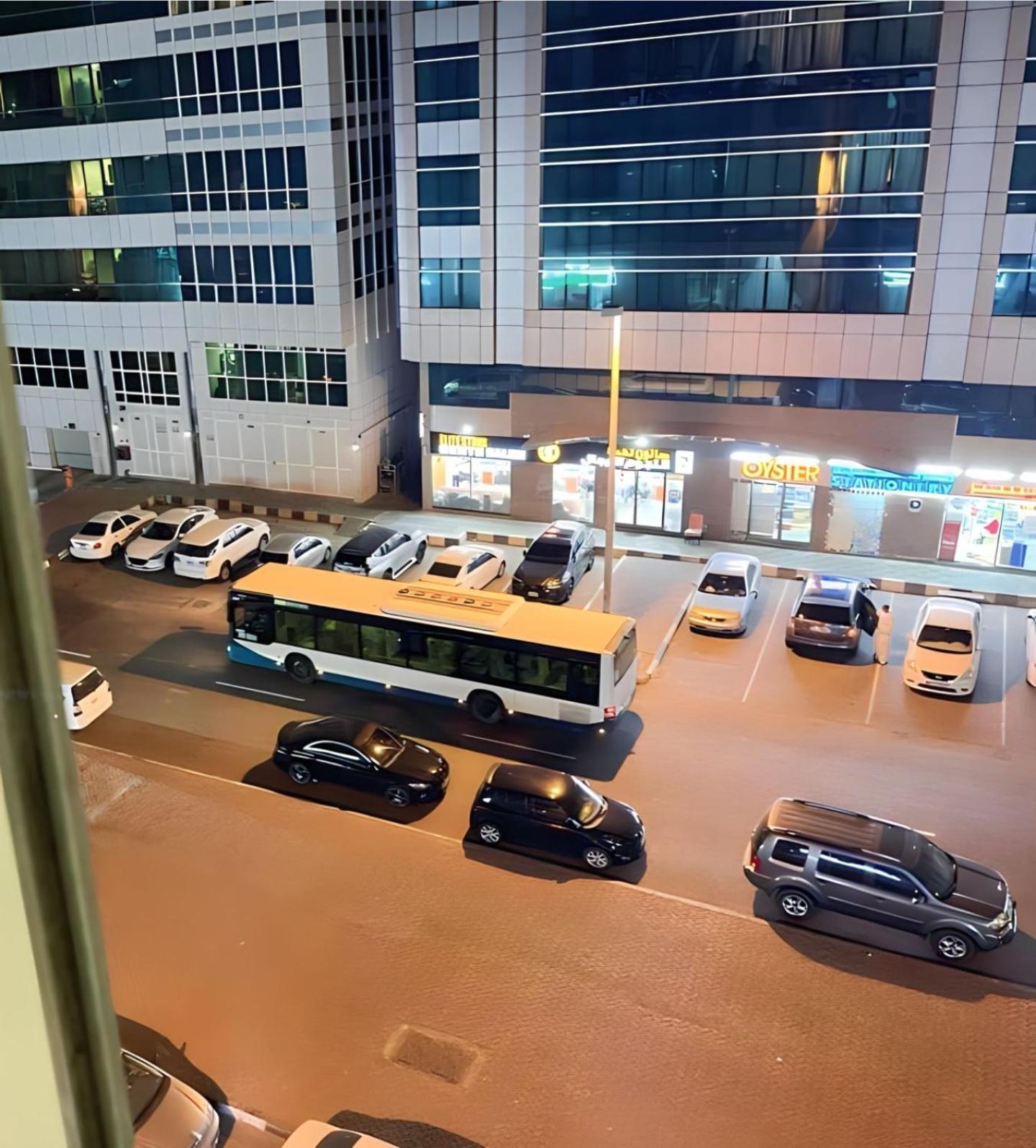 Mbz - Pleasant Tidy Hostel Abu Dhabi